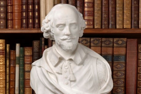 Shakespeare statue in the Royal Library